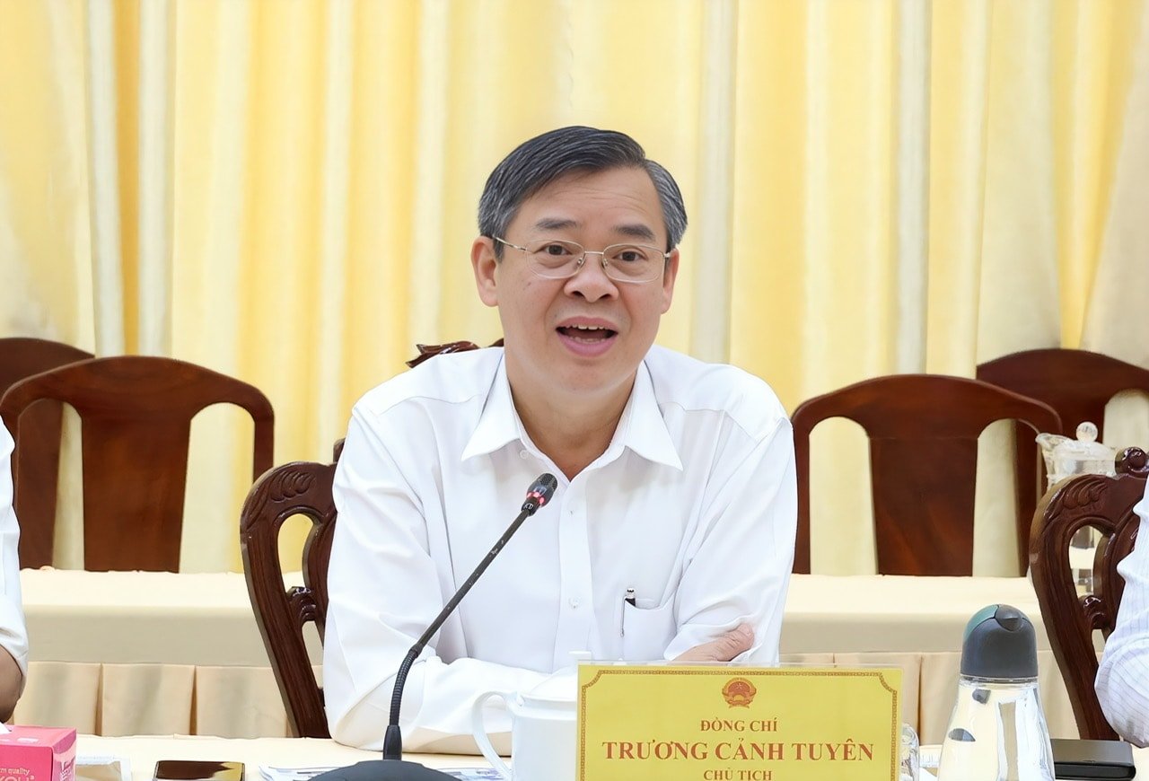 মিঃ ট্রুং কান টুয়েন ১