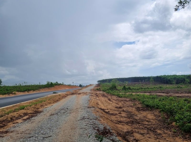 محطة الاستراحة كم 35+500 هواي نون - الطريق السريع كوي نون