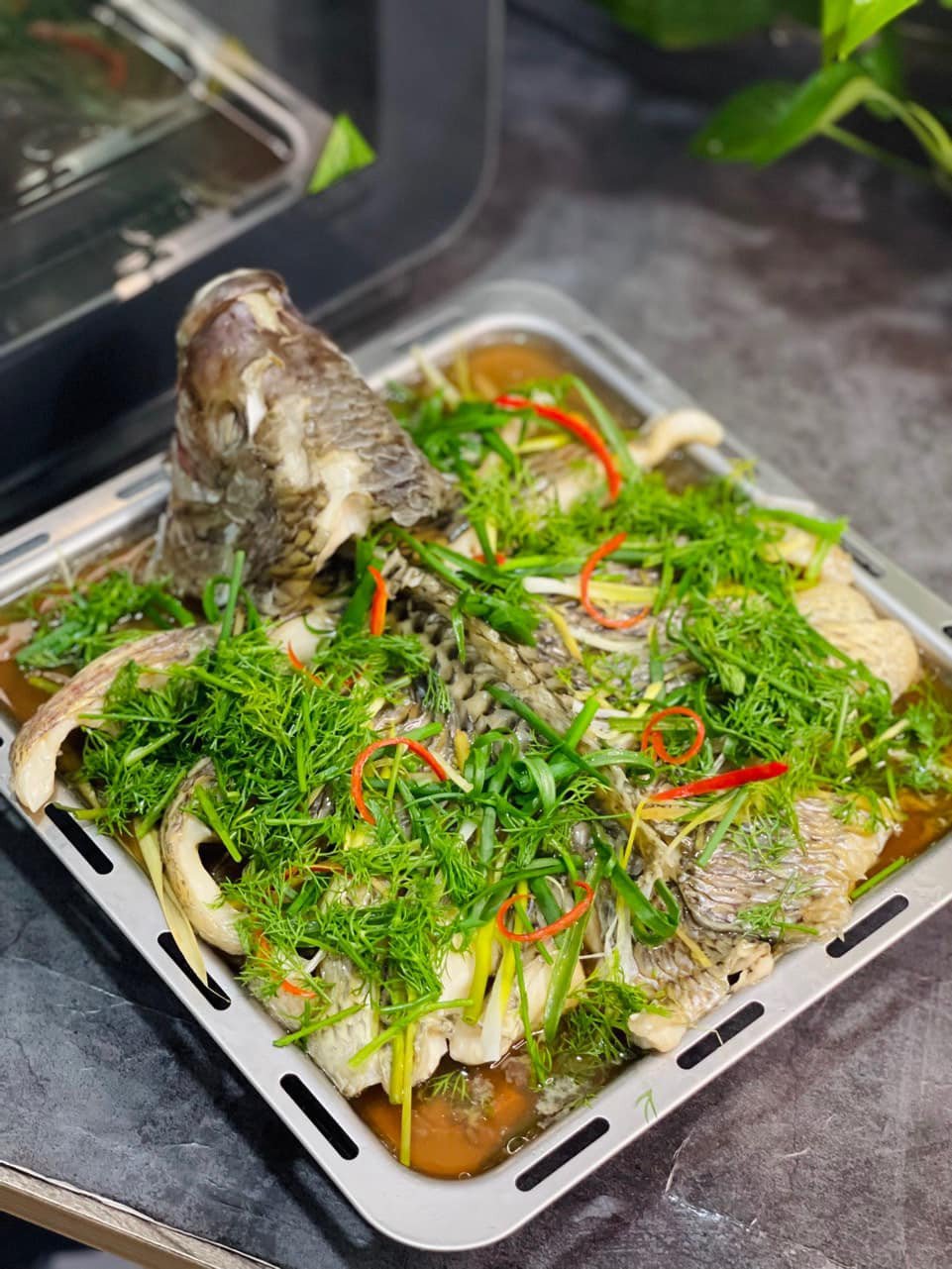 cá hấp xì dầu   lan hương.jpg