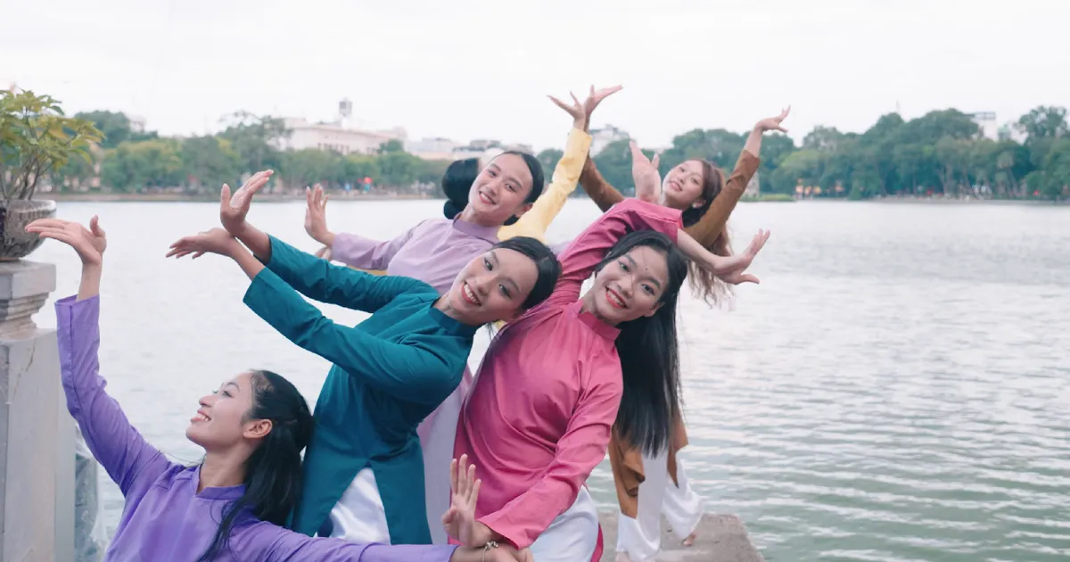 Khởi động Tuần lễ Múa Việt Nam 2025 với video vũ điệu “Tay trong tay”