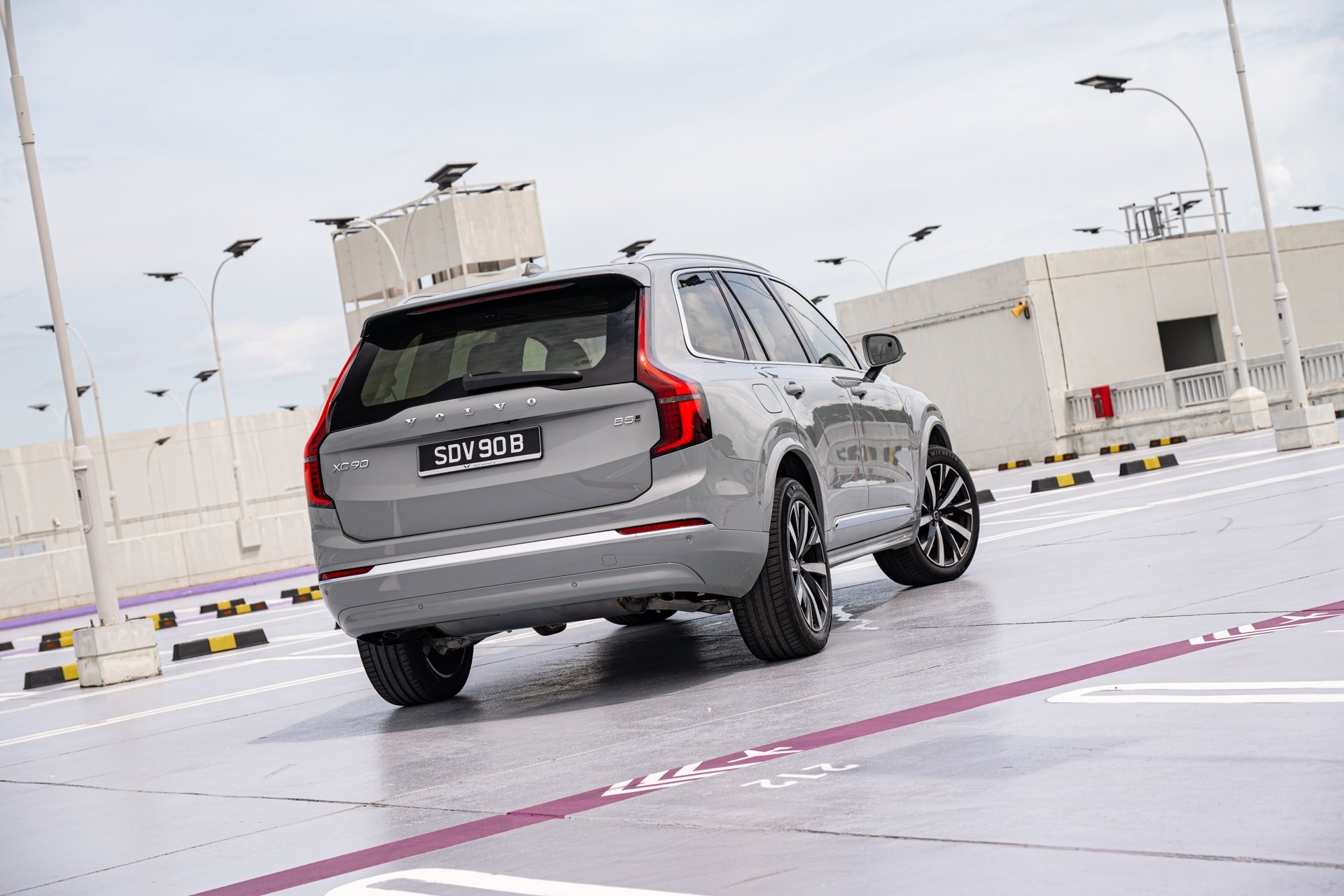 volvo, xc90, Сінгапур, volvo xc90, phev, гібрид із підзарядкою, м'який гібрид, mhev, позашляховик, Скандинавія, Велика Британія 2