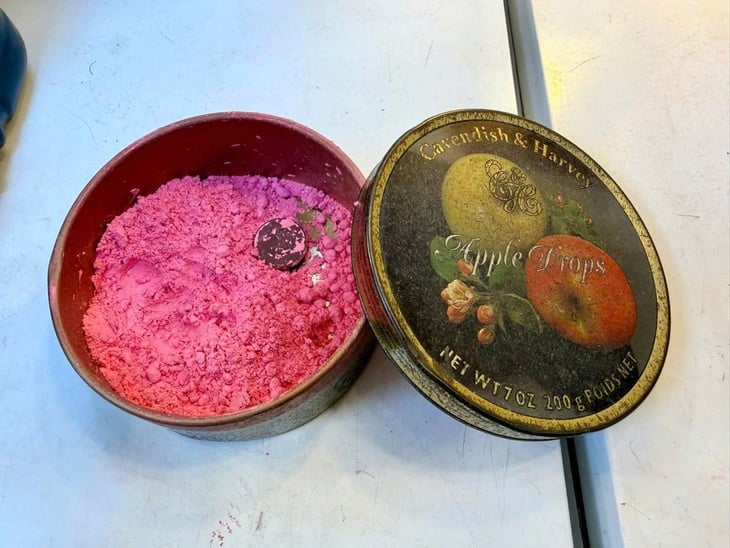 Huu Chau și pudra veche de 21 de ani dedicată lui Luong The Thanh - Fotografia 3. Hữu Châu - Ảnh 2.