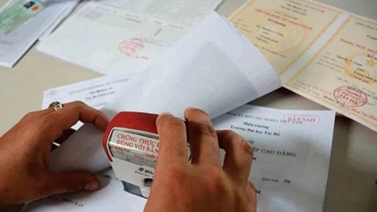 Endring og utfylling av en rekke forskrifter om autentisering - Foto 1. Sửa đổi, bổ sung một số quy định về chứng thực- Ảnh 1.