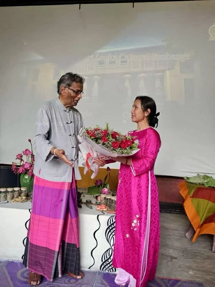 Vietnam-Sri Lankas tekulturutbyte: Spridning av värderingar som sofistikering och vänskap Giao lưu văn hoá trà Việt Nam-Sri Lanka: Lan toả những giá trị tinh tế và hữu nghị