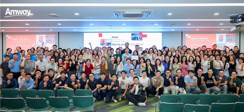Amway Vietnam ស្ថិតក្នុងលំដាប់កំពូល 'កន្លែងធ្វើការល្អបំផុតរបស់វៀតណាម 2025' - រូបថត 2. Amway Việt Nam nằm trong top đầu 'Nơi làm việc xuất sắc hàng đầu Việt Nam 2025- Ảnh 2.