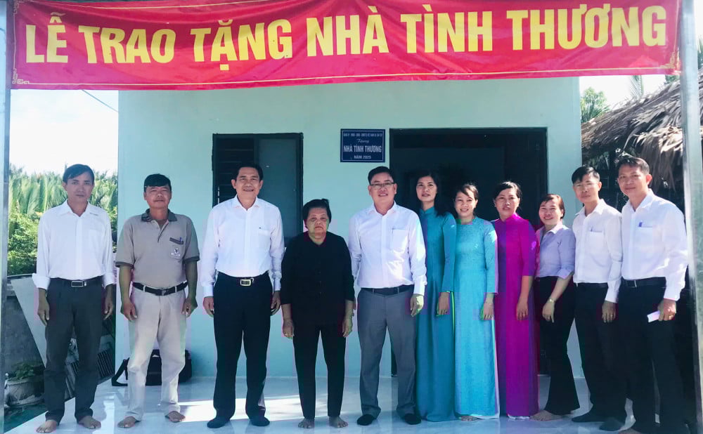 ແນວໂຮມປະເທດຊາດ ແລະ ບັນດາອົງການການເມືອງ-ສັງຄົມ: ເສີມຂະຫຍາຍບົດບາດໃຈກາງຂອງຄວາມສາມັກຄີໃນການກໍ່ສ້າງຊົນນະບົດໃໝ່.