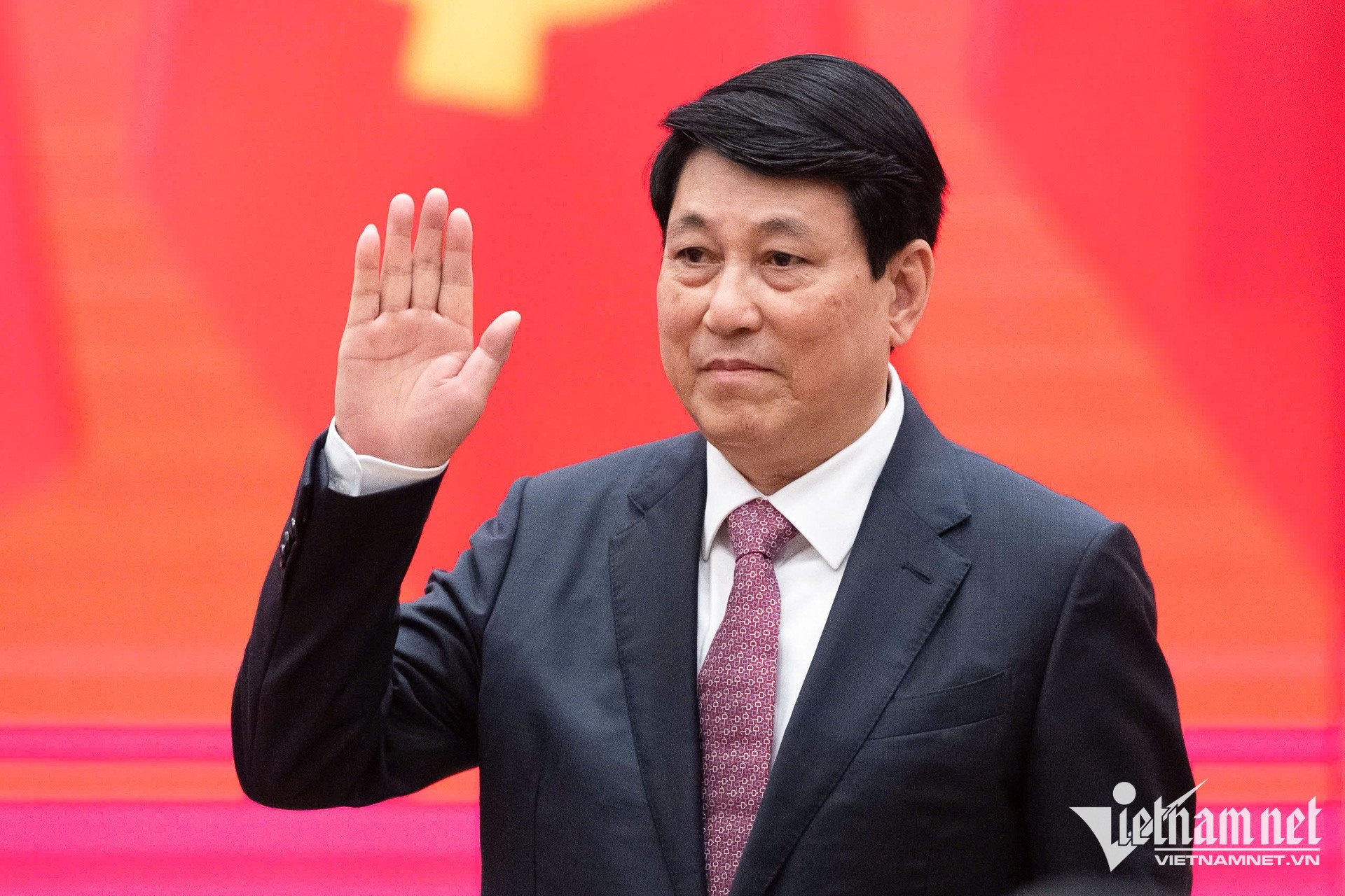 ກອງປະຊຸມມິດຕະພາບຂອງປະຊາຊົນ W 8.jpg