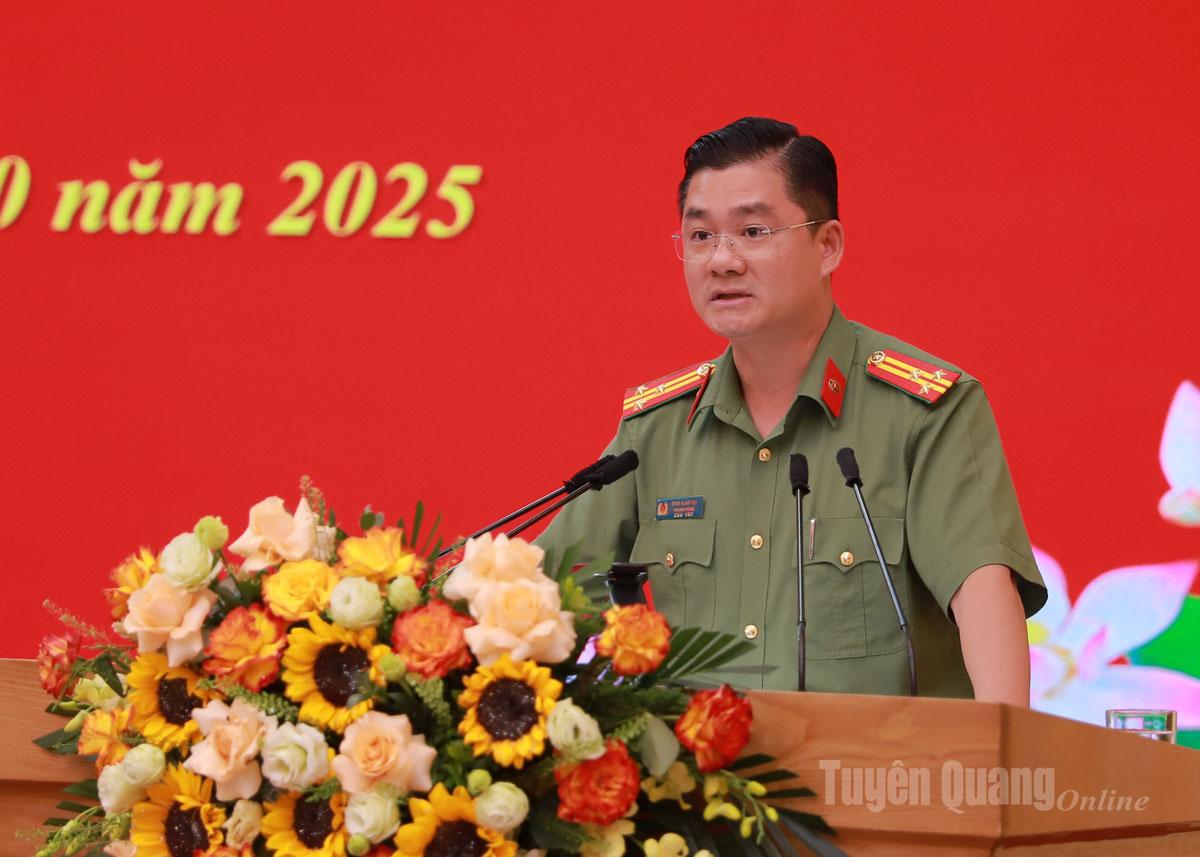 Os líderes da Polícia Provincial relataram os resultados do recrutamento militar em 2025 e a direção e as tarefas para 2026.
