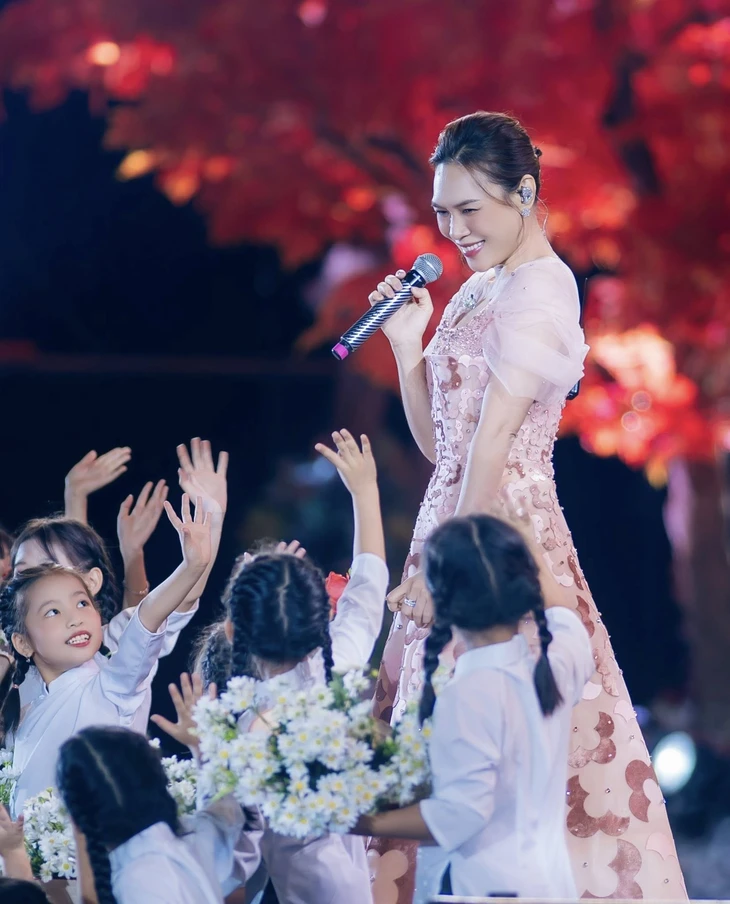 Mỹ Tâm - Ảnh 2.