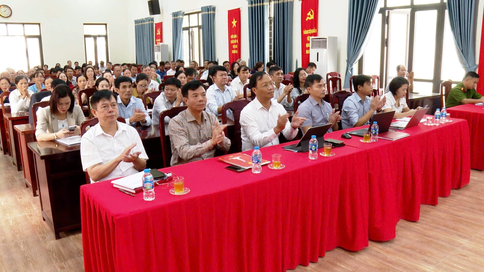 Xã Ứng Hòa triển khai công tác bầu cử đại biểu Quốc hội khóa XVI và HĐND các cấp nhiệm kỳ 2026-2031- Ảnh 1.