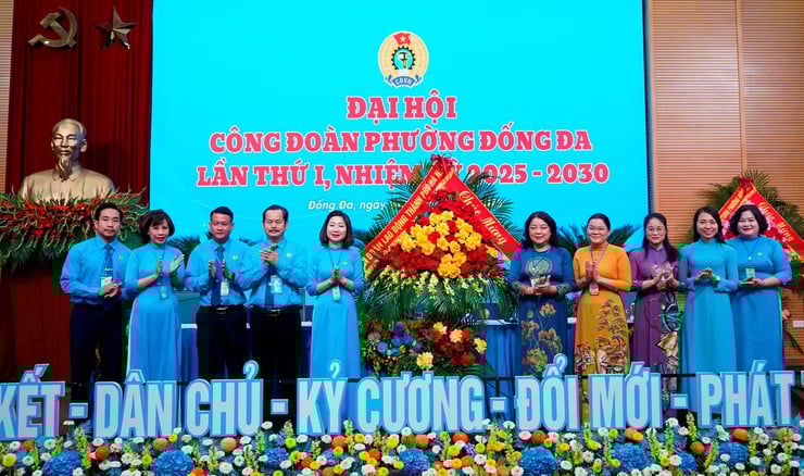 Tổ chức thành công Đại hội Công đoàn phường Đống Đa lần thứ I- Ảnh 3. Tổ chức thành công Đại hội Công đoàn phường Đống Đa lần thứ I- Ảnh 3.