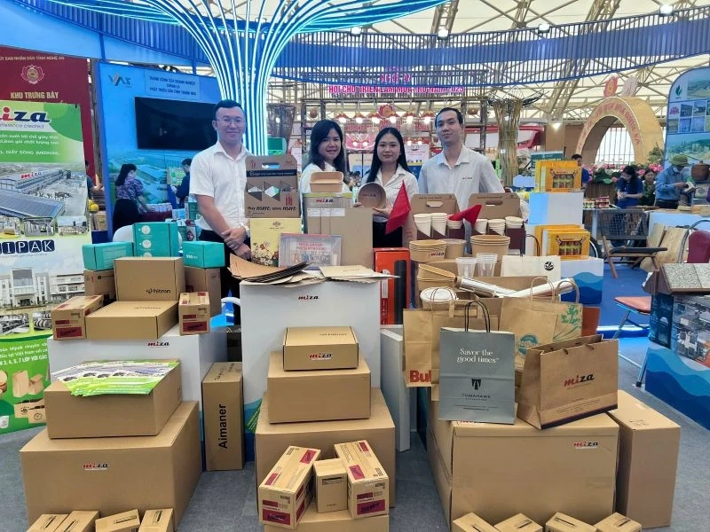 Miza Nghi Son podepsala na podzimním veletrhu 2025 smlouvu v hodnotě 50 miliard VND