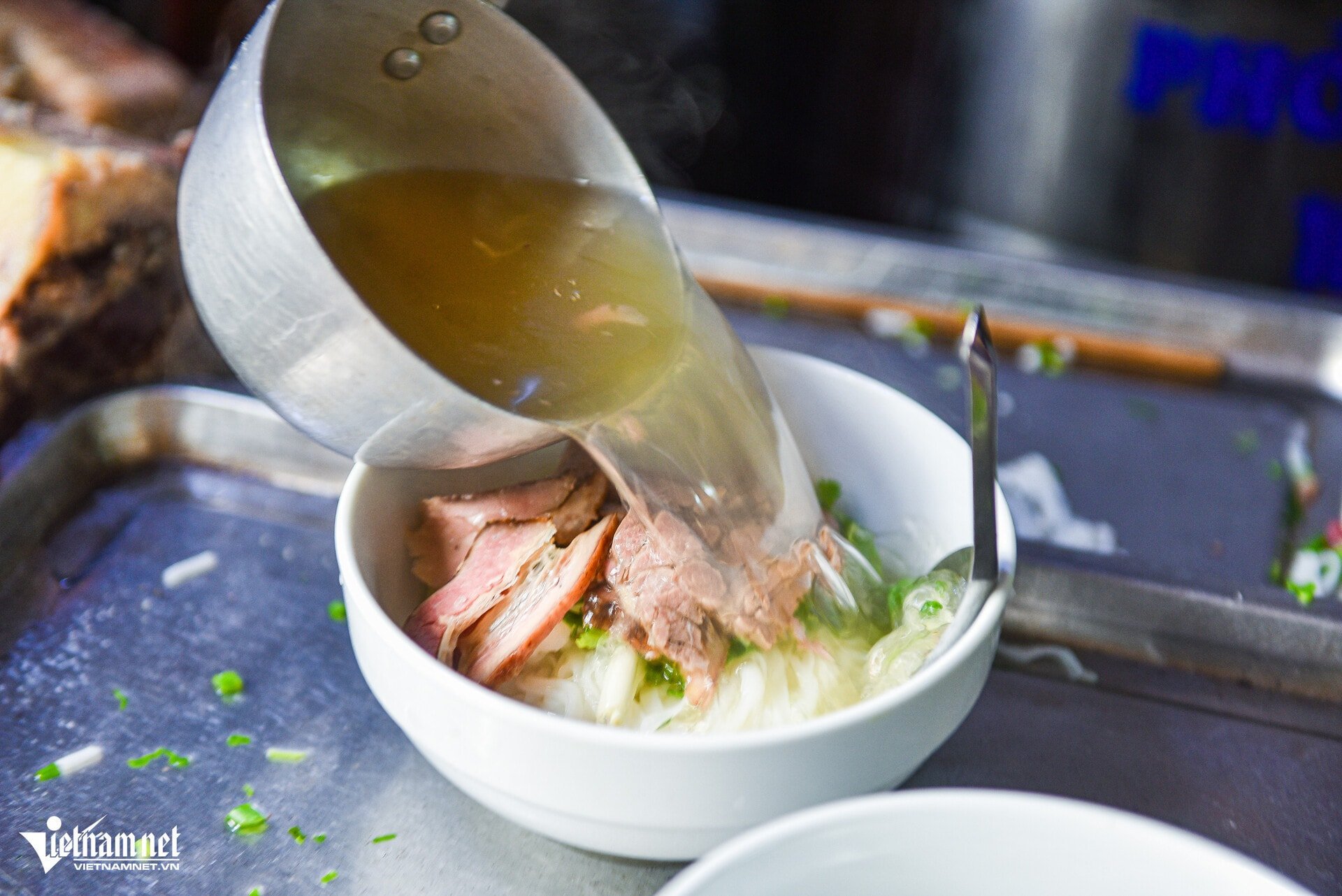 Pho Oanh มีรสชาติของ Nam Dinh pho