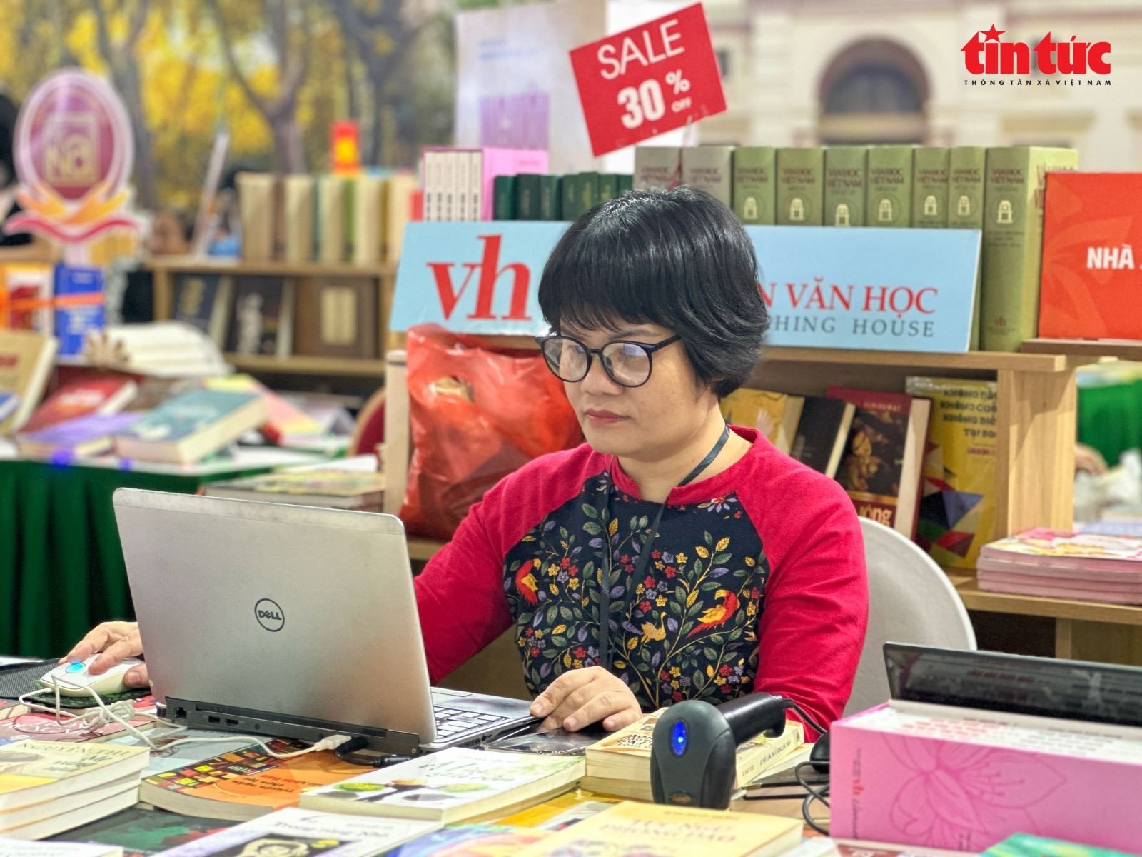 ويأمل ممثلو دار النشر الأدبية أن تصبح الكتب الأدبية أقرب إلى الجمهور الشاب، مما يساعد على تنمية ثقافة القراءة في المجتمع.