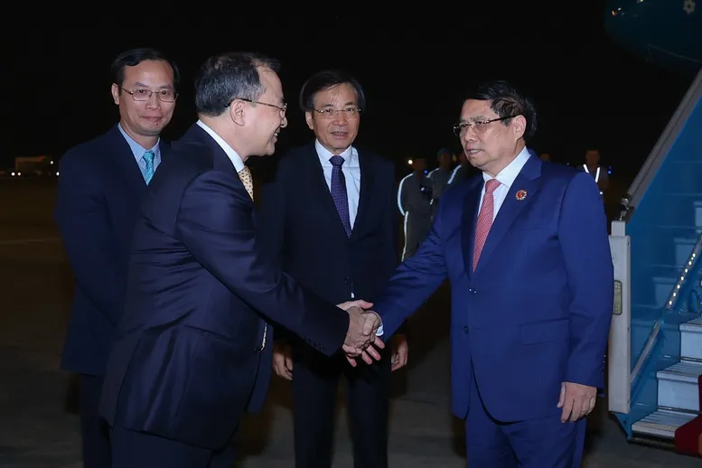 Thủ tướng Phạm Minh Chính kết thúc tốt đẹp chuyến công tác dự Hội nghị Cấp cao ASEAN 47- Ảnh 1.