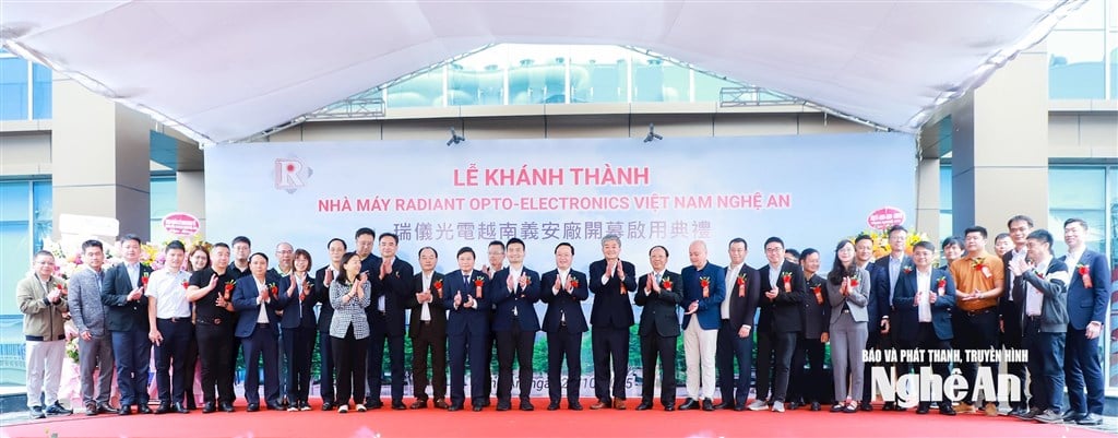 انگریزی: خبر