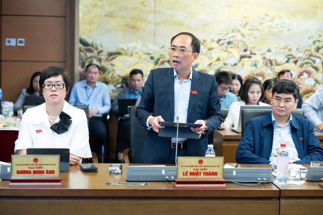 Perwakilan Dewan Negara mencadangkan untuk menambah peraturan mengenai hak cipta karya akhbar menggunakan kecerdasan buatan (AI) dan perlindungan hak cipta - Foto 1.