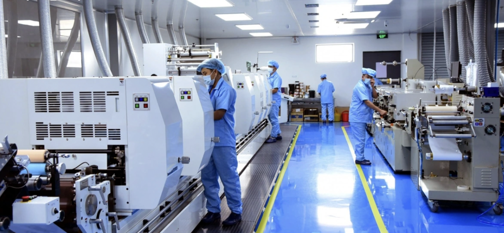 Stödjande industriföretag har haft exportorder för utländska direktinvesteringsföretag eller utländska leveranskedjor. (Foto: VOV.VN) DN CNHT đã có những đơn hàng xuất cho DN FDI hoặc cho chuỗi cung ứng nước ngoài. (Ảnh: VOV.VN)