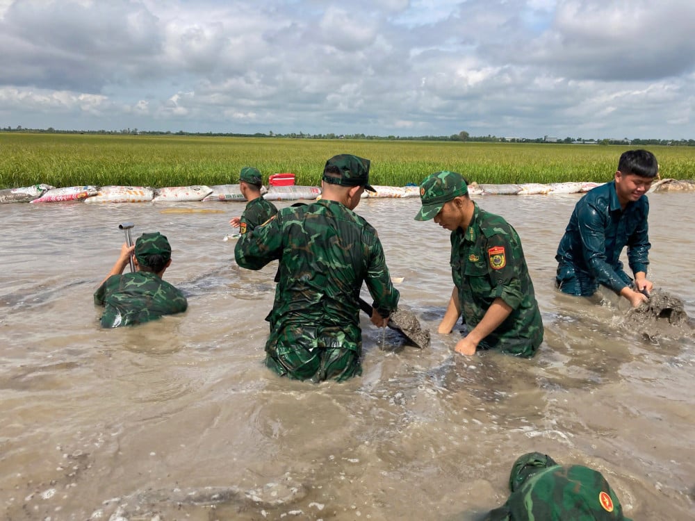 Kehangatan di musim banjir