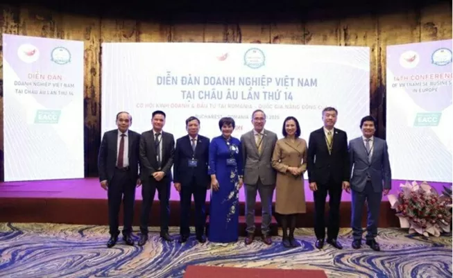 Det 14:e Vietnam Business Forum i Europa Diễn đàn doanh nghiệp Việt Nam tại châu Âu lần thứ 14