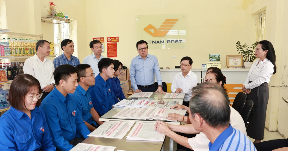 Người dân có thể đóng góp ý kiến cho Dự thảo văn kiện Đại hội lần thứ XIV tại Bưu điện Văn hóa xã