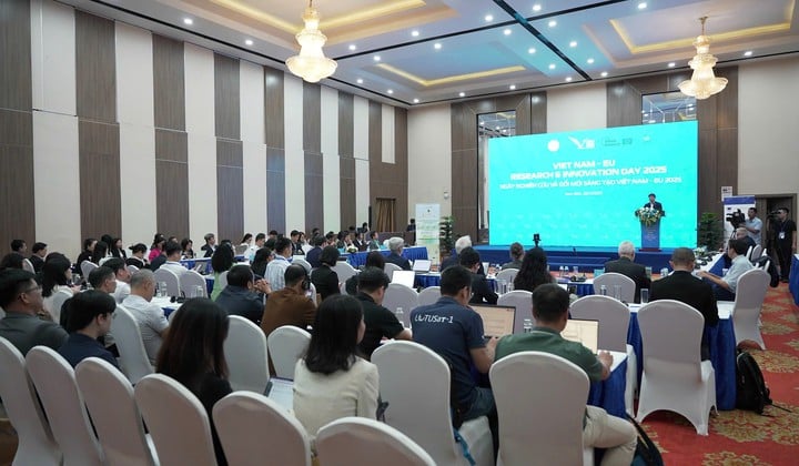 ជំរុញកិច្ចសហប្រតិបត្តិការស្រាវជ្រាវនិងនវានុវត្តន៍រវាងវៀតណាមនិងសហភាពអឺរ៉ុប - រូបថត ១. Thúc đẩy hợp tác nghiên cứu và đổi mới sáng tạo giữa Việt Nam và Liên minh châu Âu- Ảnh 1.