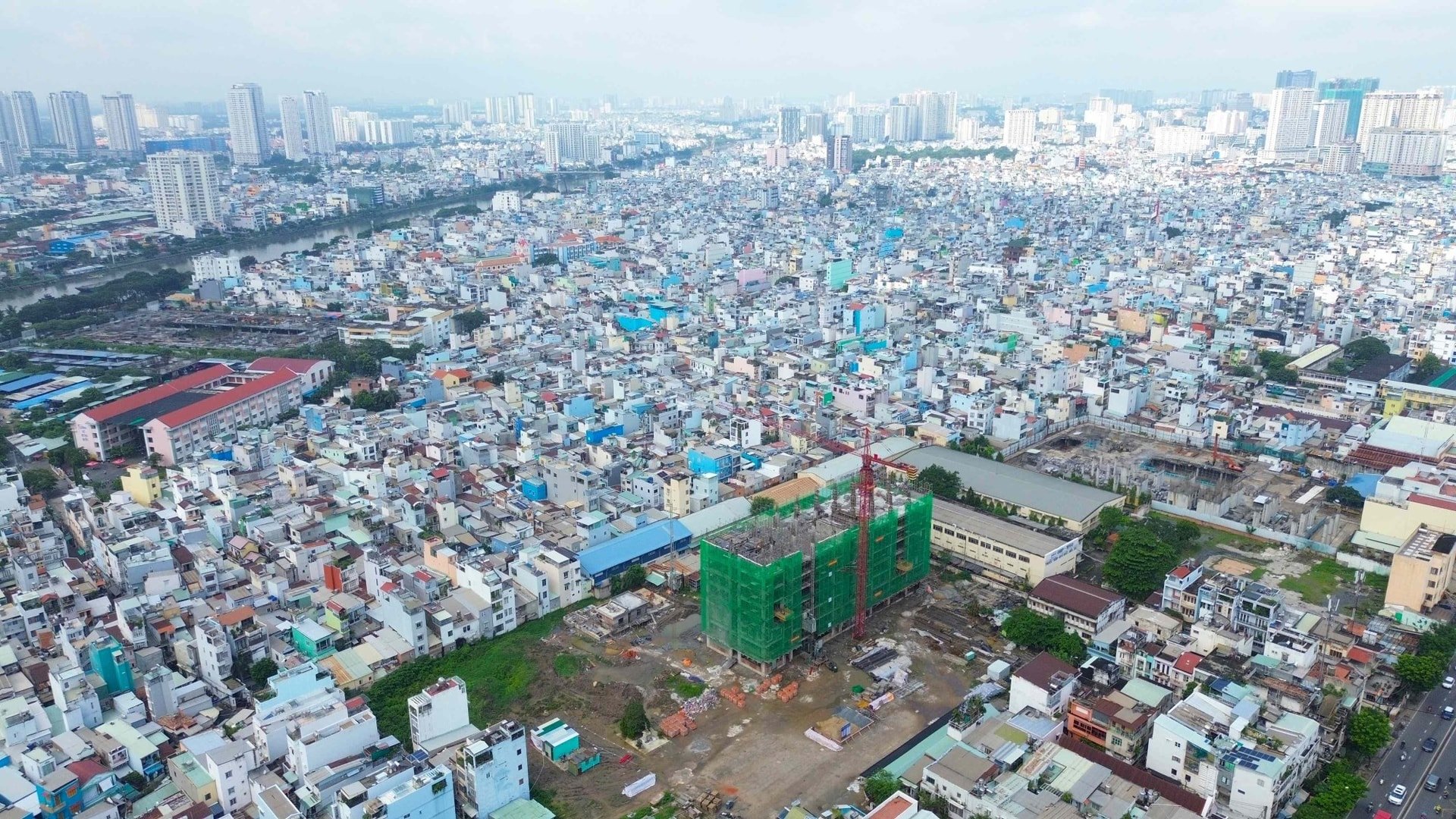 مناطق پرجمعیت در بخشهای وین هوی، خان هوی و خوم چیو، ناحیه ۴.