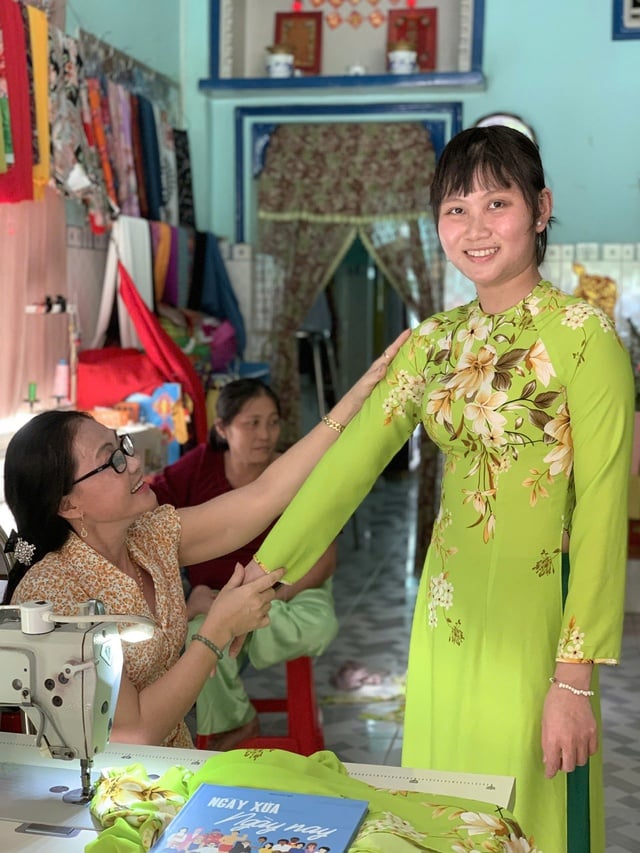 Những đường kim mũi chỉ yêu đời, thương người  - Ảnh 4.