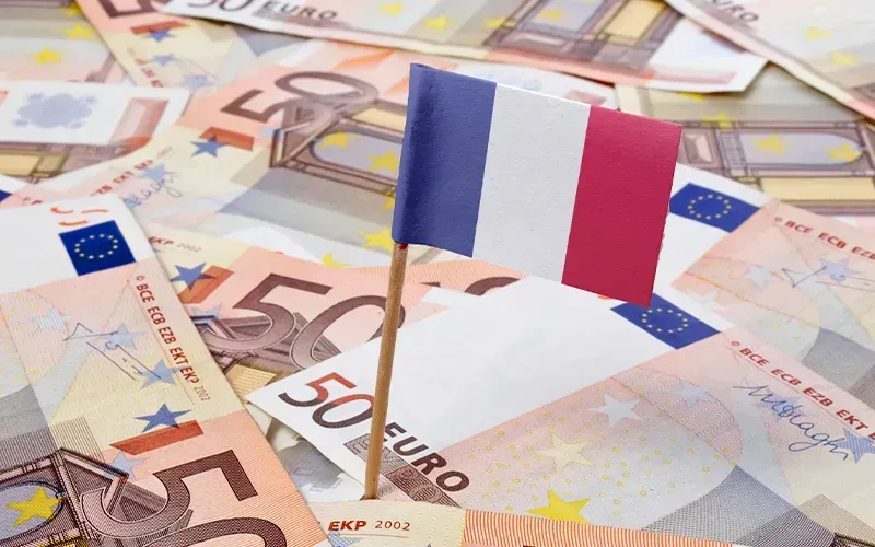 Airbnb har nu fler än en miljon annonser i Frankrike, en ökning med 60 % jämfört med 2018. Hiện nay, Airbnb có hơn một triệu tin rao tại Pháp, tăng 60% so với năm 2018