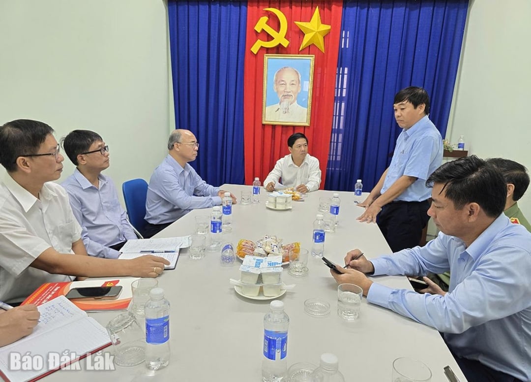 Zástupci správní rady rybářského přístavu informovali o provádění předpisů pro boj proti nezákonnému, nehlášenému a neregulovanému rybolovu v oblasti řízení.