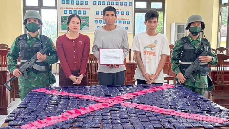 3 orang pelaku dan barang bukti berhasil ditangkap oleh pihak berwajib.