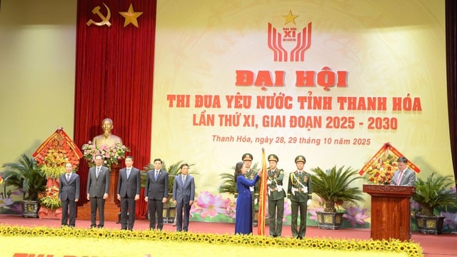 Thanh Hoa competes in effectively operating two-level government - Photo 2. Thanh Hóa thi đua vận hành hiệu quả chính quyền 2 cấp- Ảnh 2.