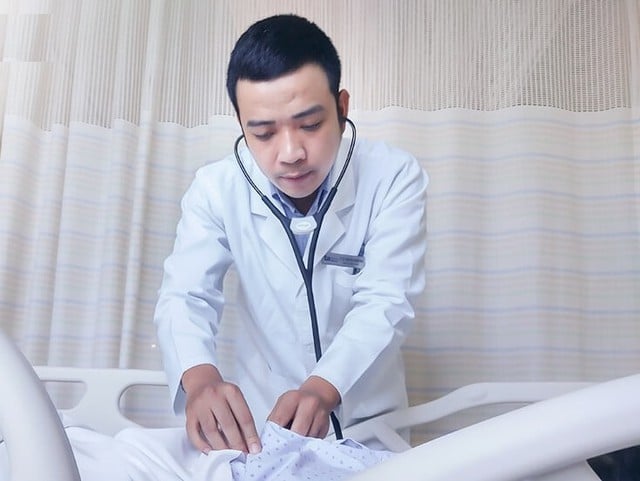 Tưởng bệnh nhẹ không đi khám, người phụ nữ bị mù hai mắt do u tuyến yên - Ảnh 1. Tưởng bệnh nhẹ không đi khám, người phụ nữ bị mù hai mắt do u tuyến yên - Ảnh 1.