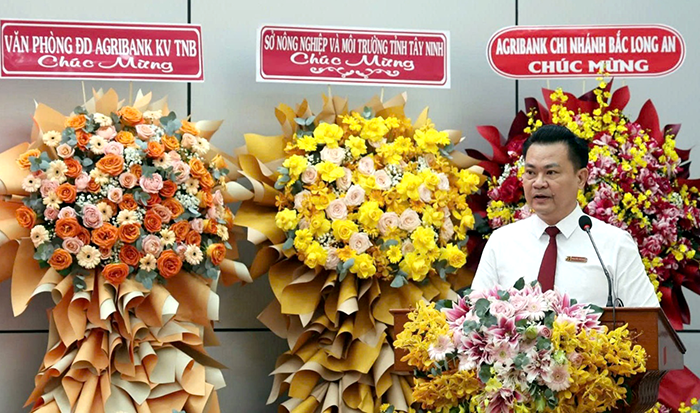 Undertecknande av samarbetsavtal mellan jordbruks- och miljödepartementet i Tay Ninh-provinsen och Agribank-filialer i området