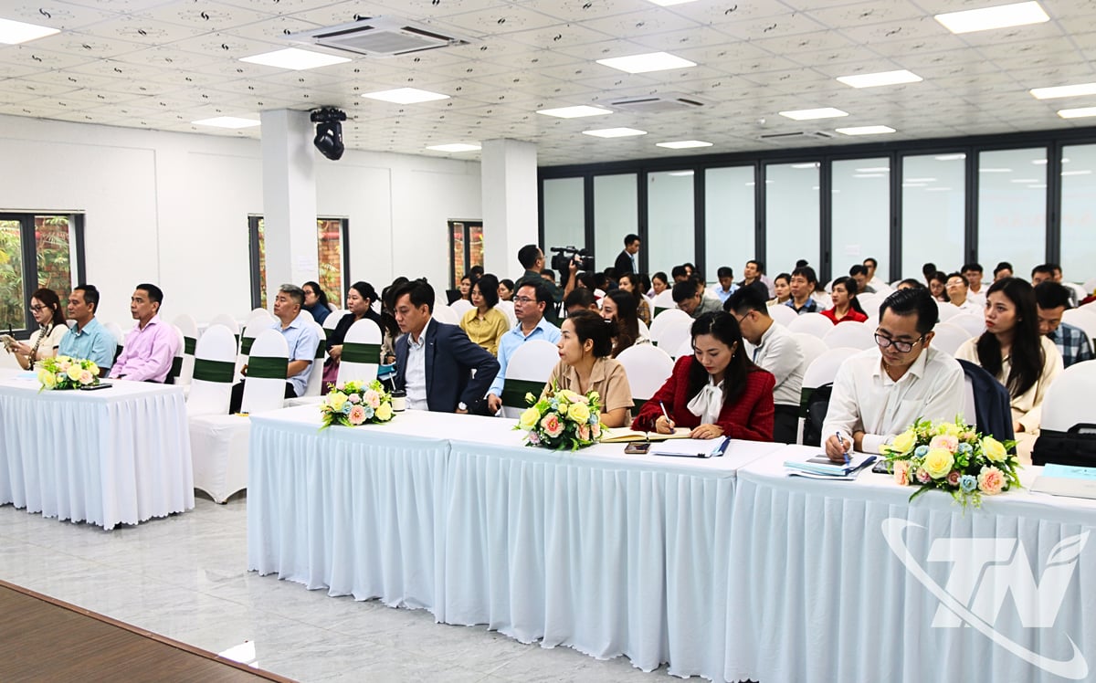 Delegater som deltar i utbildningen