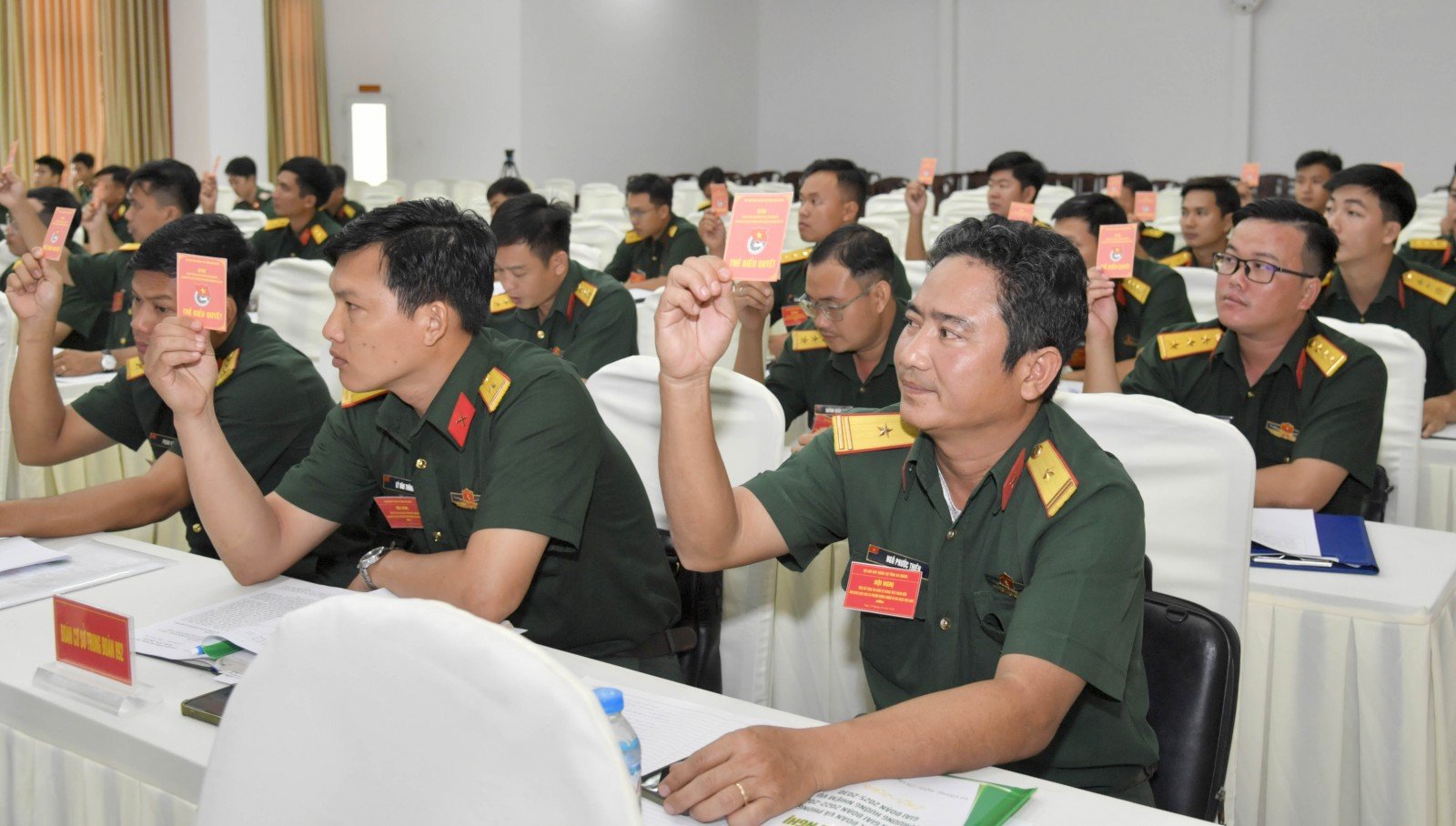 Ungdomarna i de väpnade styrkorna i An Giang-provinsen fortsätter att träna sitt mod och sina egenskaper och vara pionjärer inom digital transformation.