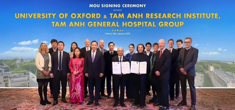 18 січня у Великій Британії Оксфордський університет та Науково-дослідний інститут Там Ань (TAMRI) підписали Меморандум про взаєморозуміння (МОВ) щодо співпраці в обміні науковими дослідженнями та медичній підготовці. (Фото: Там Ань)