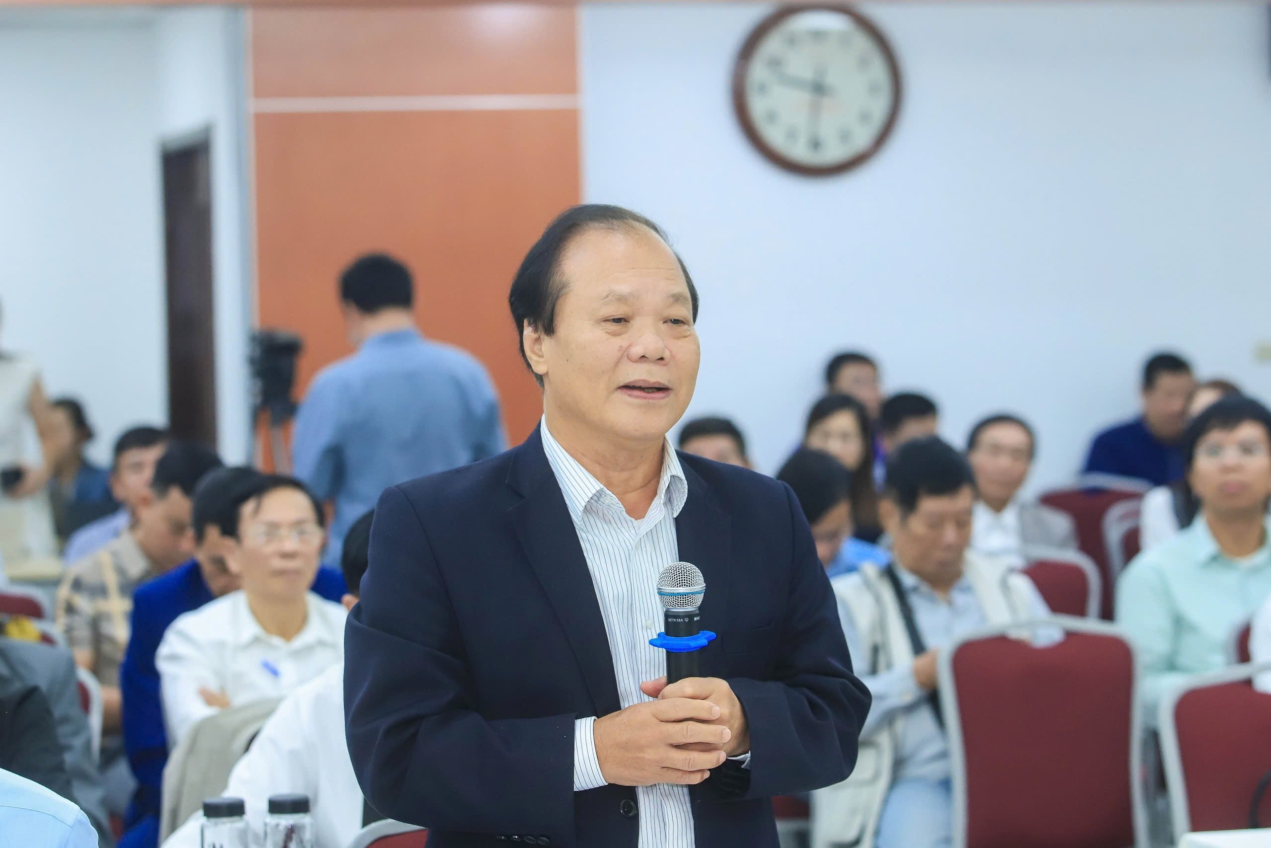 'Điểm nghẽn thể chế trước hết là nghẽn về tư duy' - Ảnh 1.