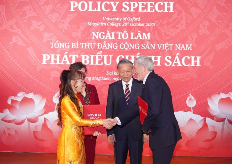 ມະຫາວິທະຍາໄລ Oxford ປະກາດກອງທຶນ Pioneer Scholarship ໃຫ້ແກ່ນັກສຶກສາ ຫວຽດນາມ - ຮູບ 1. Đại học Oxford công bố Quỹ Học bổng Tiên phong cho sinh viên Việt Nam- Ảnh 1.