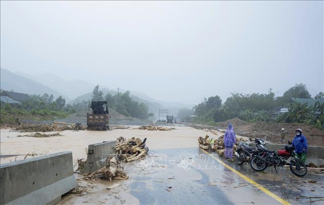 Подпись к фотографии