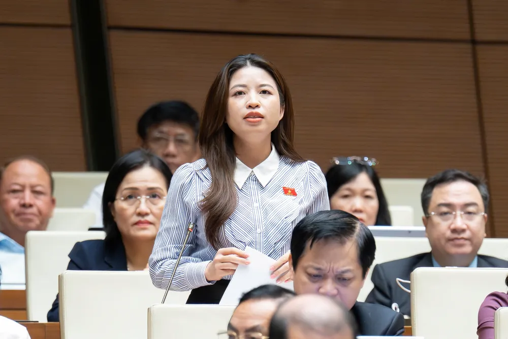 ង្វៀន ធី ហា.jpg