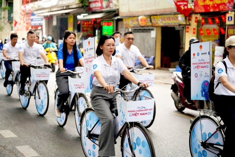 ឡុង ចូវ សហការក្នុងយុទ្ធសាស្ត្រជាតិស្តីពីការការពារ និងគ្រប់គ្រងជំងឺដាច់សរសៃឈាមខួរក្បាល-០