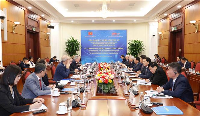 Підпис до фотографії