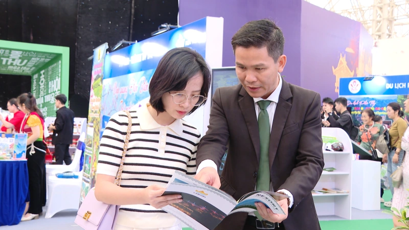 Productos típicos destacados de la provincia de Thanh Hoa en la Feria de Otoño