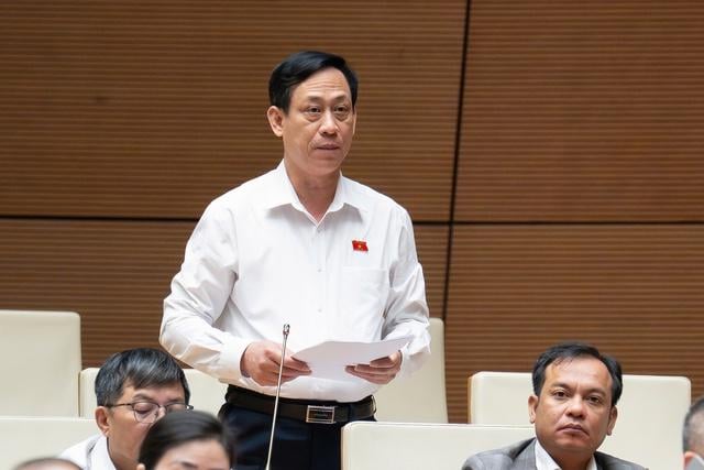 幹部・公務員の職務に応じた給与政策の構築を提案 - 写真3。 Đề nghị xây dựng chính sách tiền lương tương xứng với vị trí việc làm của cán bộ, công chức- Ảnh 3.