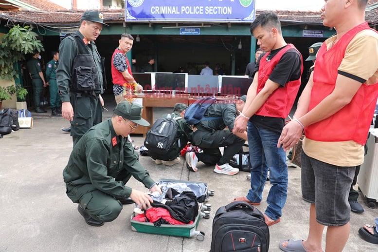 បំបែកសំណុំរឿងឆបោកតាមអ៊ីនធឺណិតឆ្លងដែនដោយជោគជ័យ - រូបថត ១. Phá thành công chuyên án lừa đảo chiếm đoạt tài sản trên không gian mạng xuyên quốc gia- Ảnh 1.