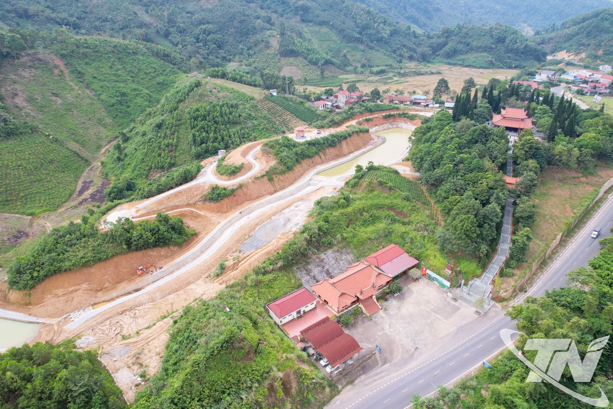 A Casa Memorial do Presidente Ho Chi Minh está sendo alvo de investimentos, modernização e ampliação para atender às necessidades dos turistas.