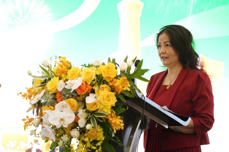 ការអភិវឌ្ឍពាណិជ្ជកម្មក្នុងស្រុក៖ កម្លាំងជំរុញសម្រាប់កំណើនប្រកបដោយចីរភាព - រូបថត ២. Phát triển thương mại trong nước: Động lực duy trì tăng trưởng bền vững- Ảnh 2.