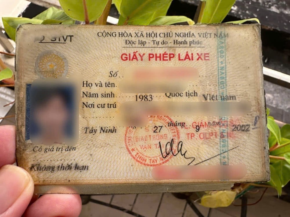 Uppmuntra omvandling av körkort till PET-plastkort