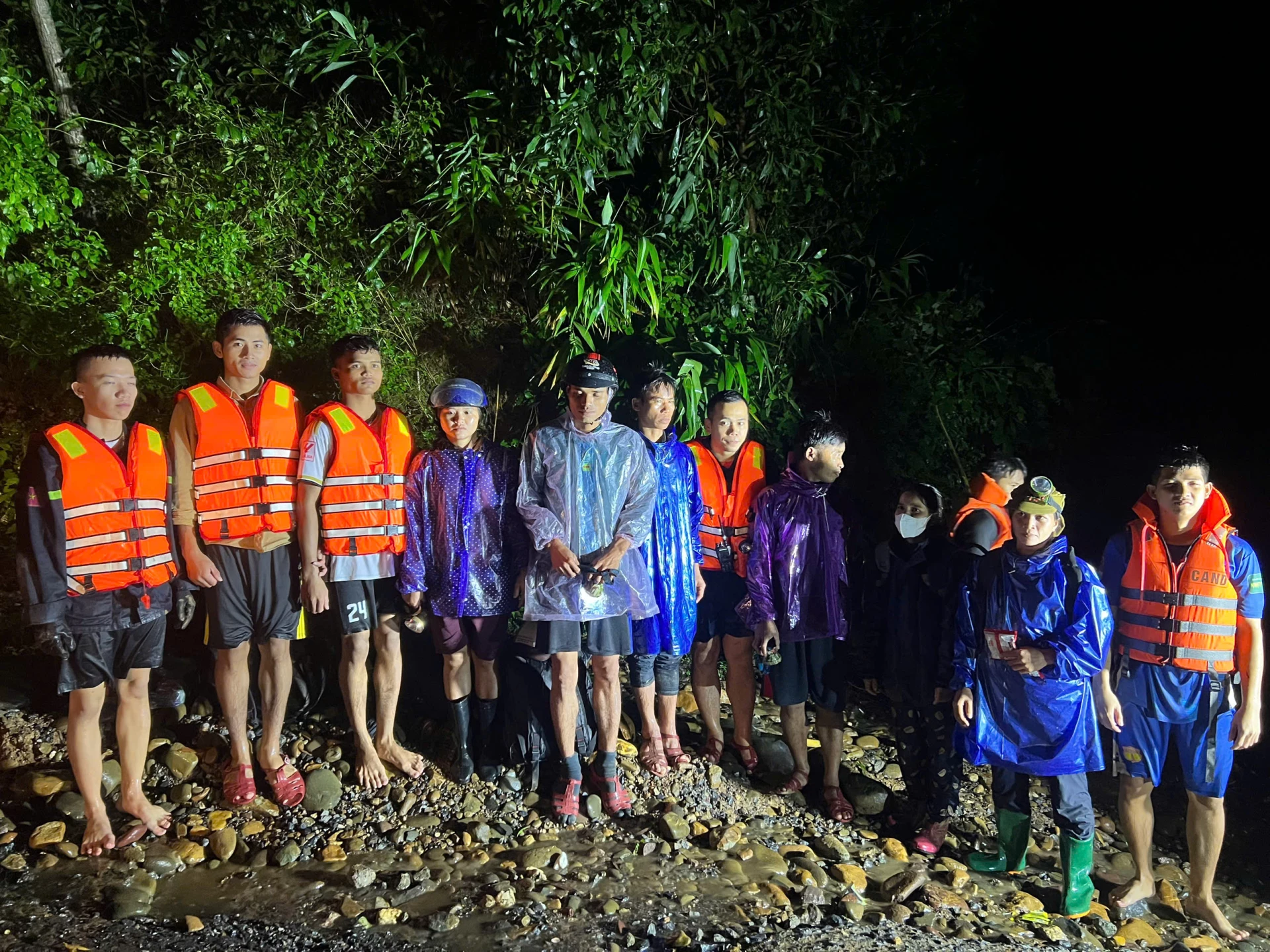 Toate cele 6 victime au fost aduse acasă în siguranță de către autorități - Foto: CAQT